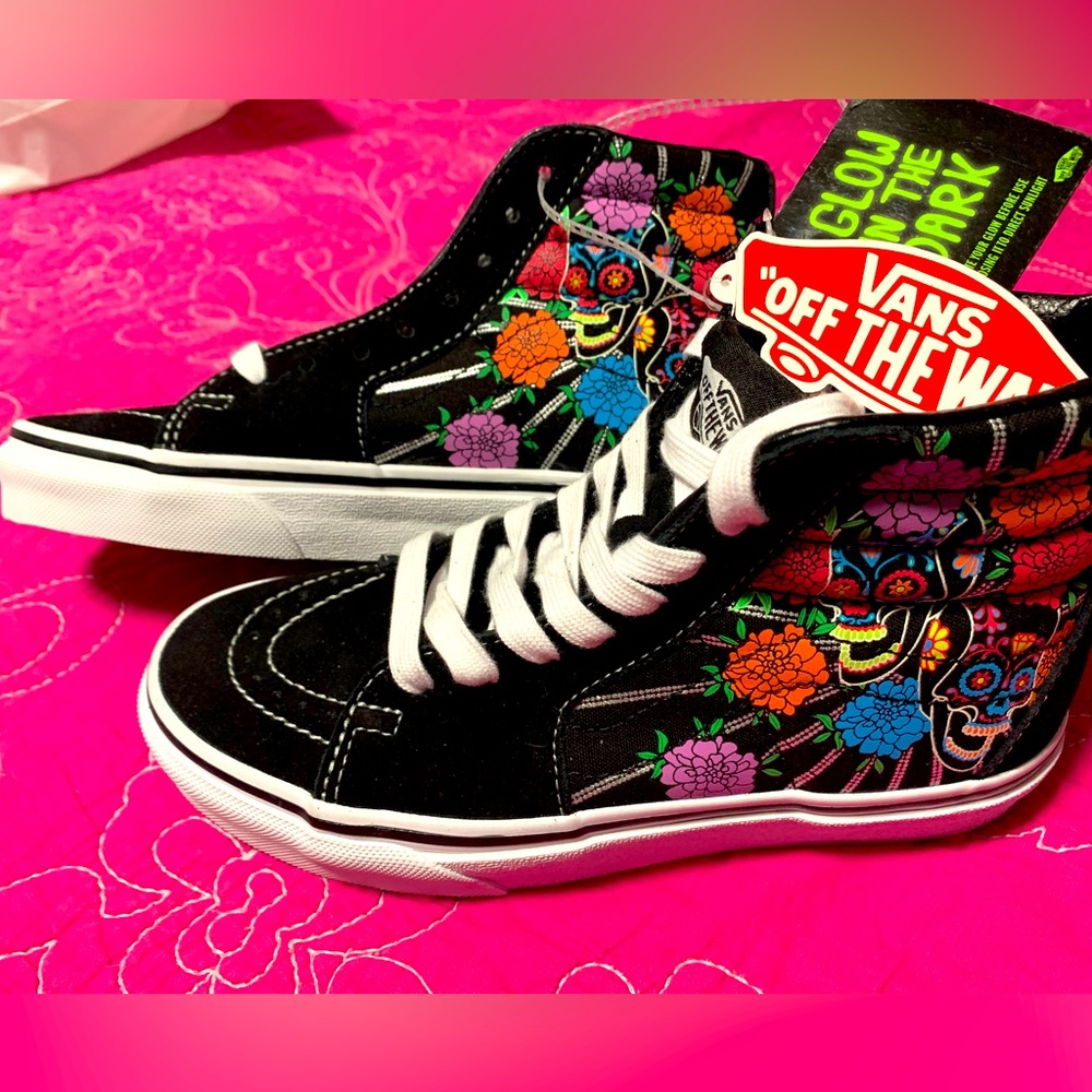 Glow in the dark sugar skull vans